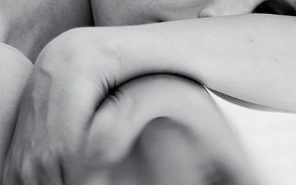 419px-Reflected_sadness