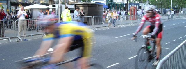 Cycle_race_-_geograph.org.uk_-_1359399