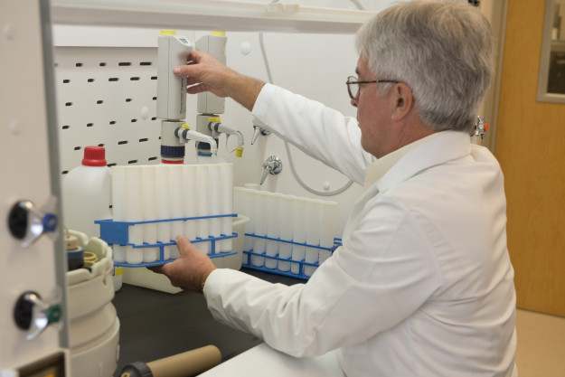 ShakleeLab_RibbonCutting_042